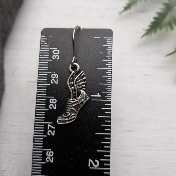 Track And Field Earrings / Cross Country / Sports Mom Jewelry - Picture 5 of 5